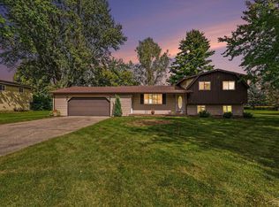 12759 Cimarron Dr, Birch Run, MI 48415