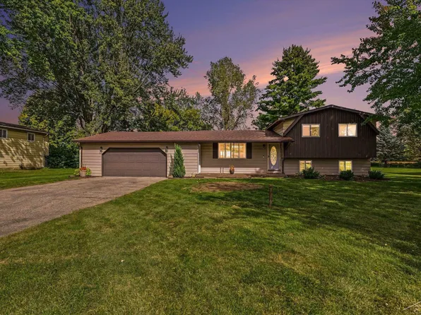12759 Cimarron Dr, Birch Run, MI 48415