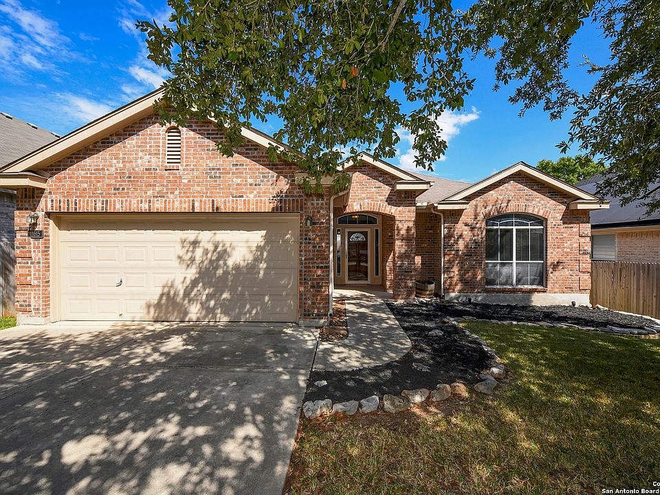 richa♡ 11615 Ridgeway Ct, Holland, MI 49424 | For Sale ($385,000