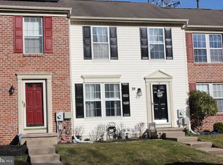 10 Coachlight Dr, Sicklerville, NJ 08081