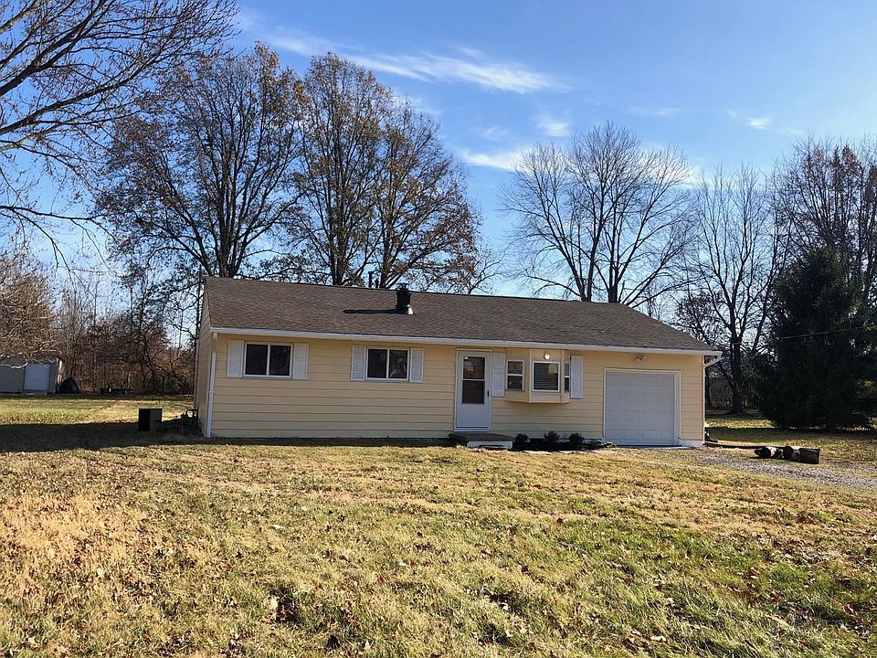 1st image of 76 Ballman Sq E