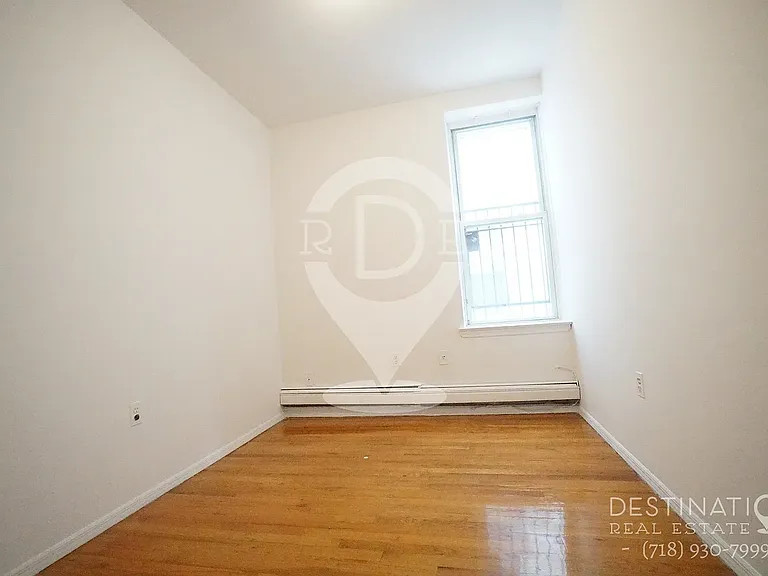 387 Clinton St #1R — Photo 17