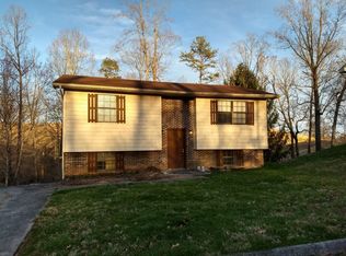 158 Poplar Dr, New Tazewell, TN 37825