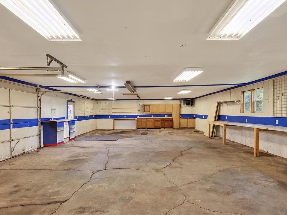 1st image of 1735 GREENFIELD AVENUE