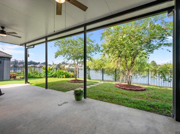 16475 Pascal Dr, Prairieville, LA 70769