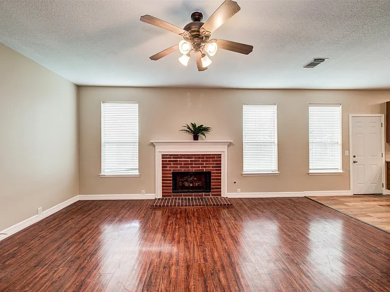 419 Thorpe Springs Dr — Photo 20