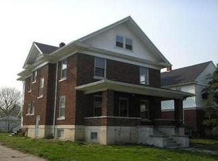 307 N Locust St, Slater, MO 65349