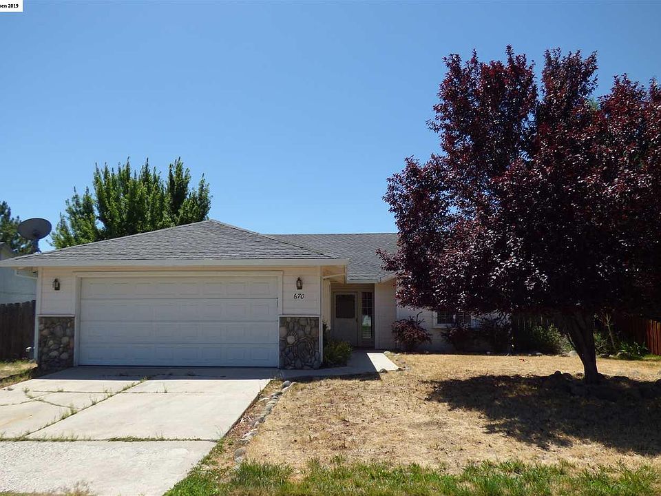 1st image of 670 Valley Vista Way