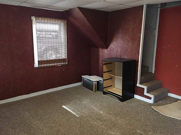 3rd image of 508 Lafayette Ave