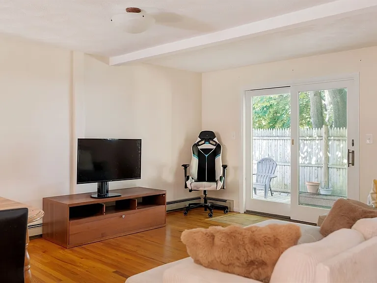 55 Waterhouse St #55 — Photo 8