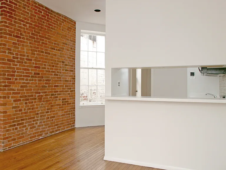 326 E 81st St #6FE — Photo 1