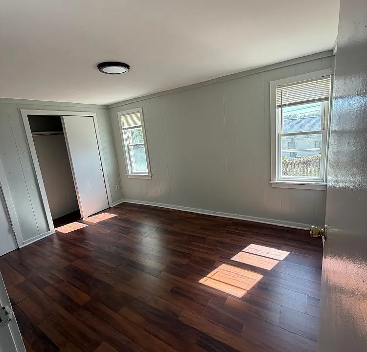 7 & 9 Summit Ave #1
