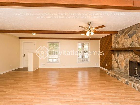 2nd image of 3258 Village Glen Dr