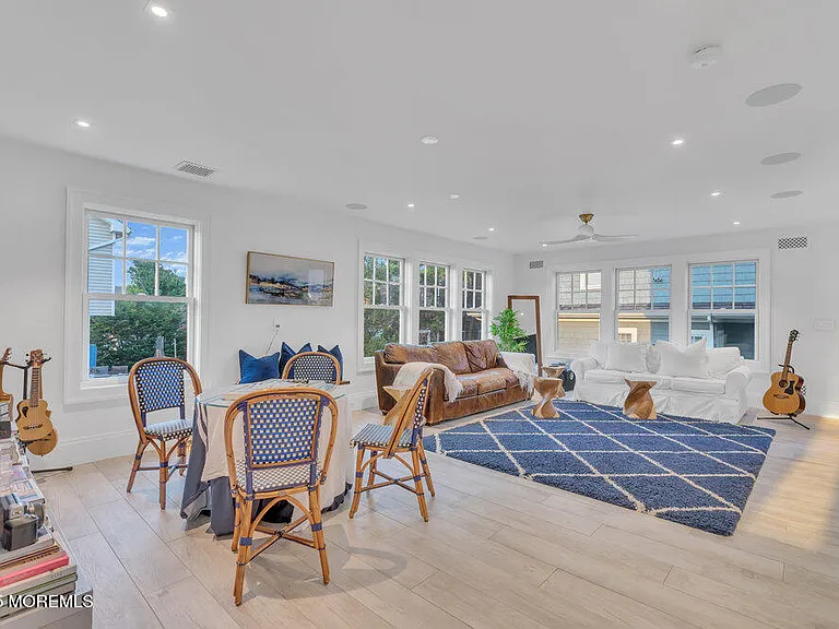985 Ocean Ave — Photo 126
