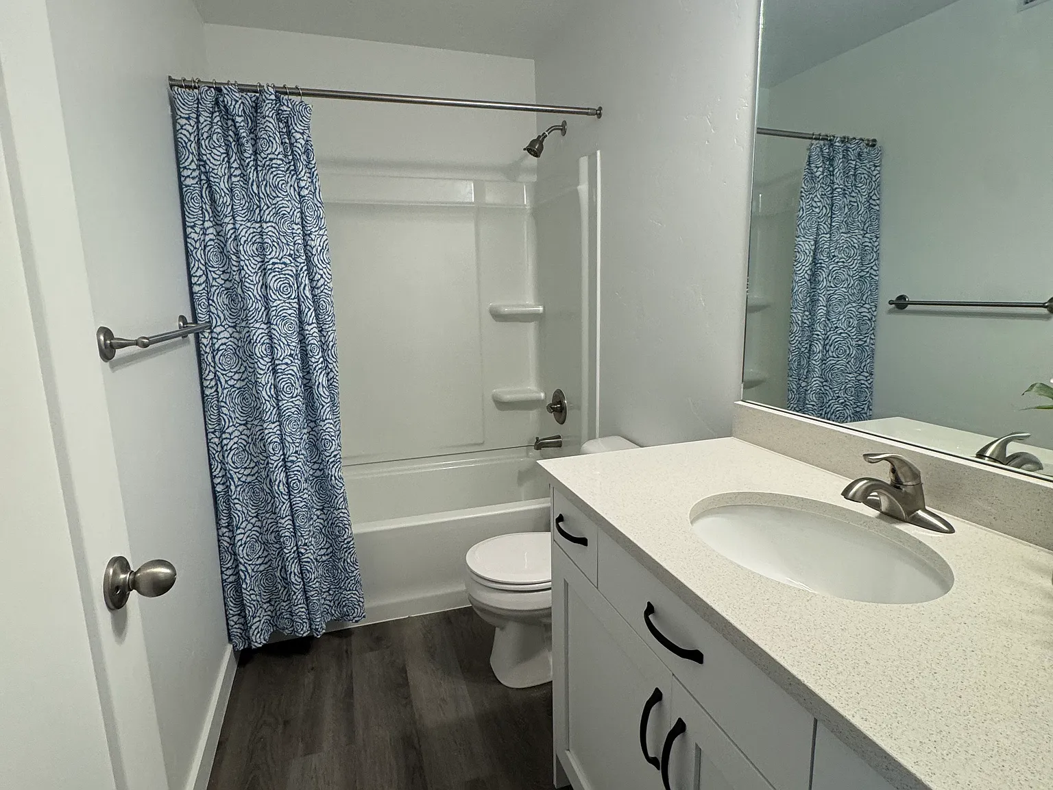 W 775 N, Layton — Photo 2