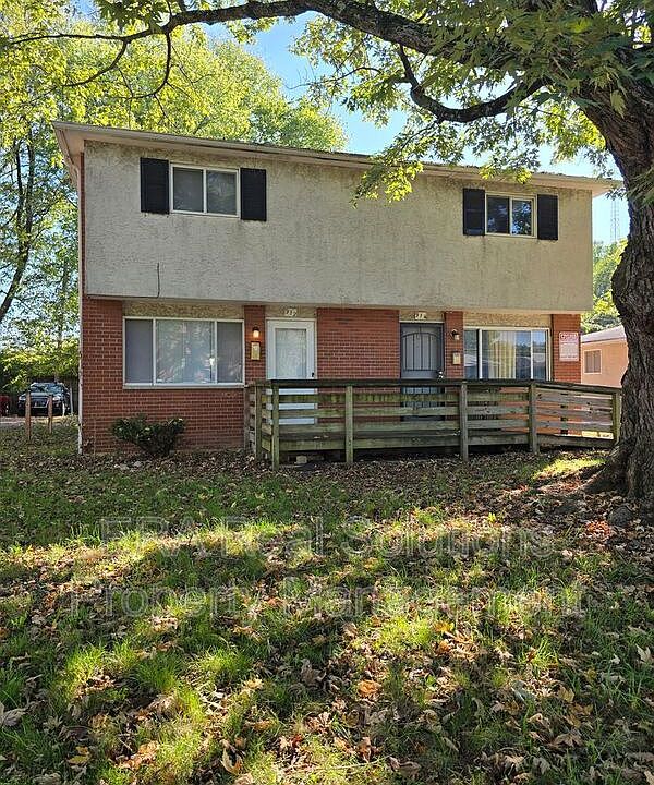 1st image of 912 S Weyant Ave