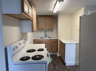 4 South St #B, Newport, ME 04953