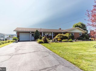 204 Oakdale Rd, Martinsburg, PA 16662