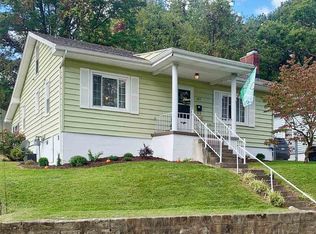 263 Rotary Rd, Huntington, WV 25705