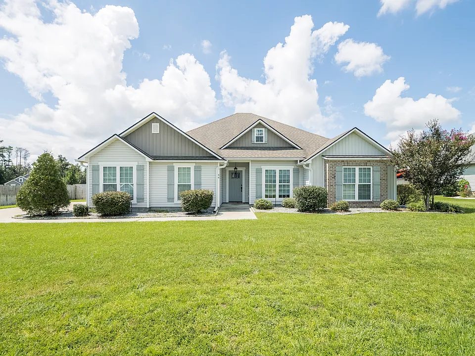 44 Barrett Ln