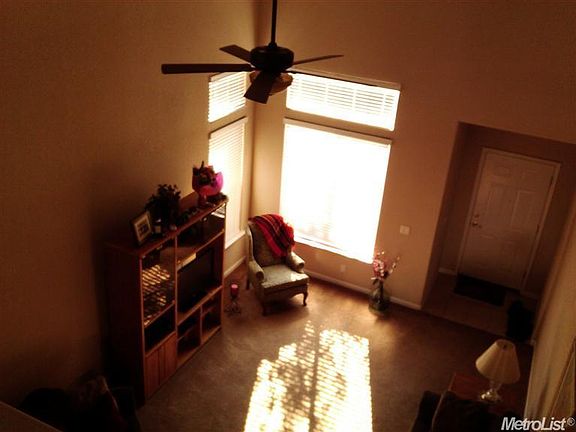 3rd image of 990 Sunset Meadows St