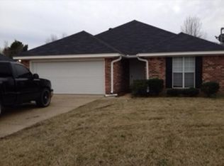 215 Marie Dr, Brandon, MS 39042