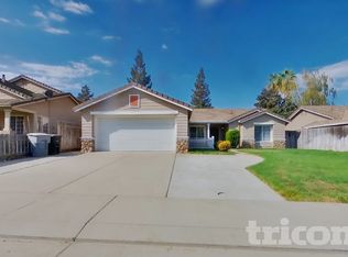 7045 Turnberry Ln, Riverbank, CA 95367