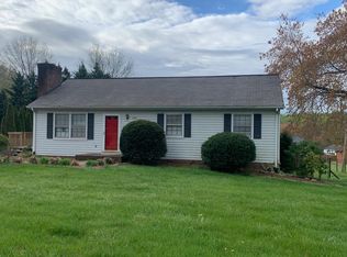 103 Foreston Dr, Forest, VA 24551
