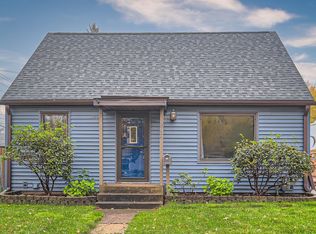 2734 4th Ave E, North Saint Paul, MN 55109