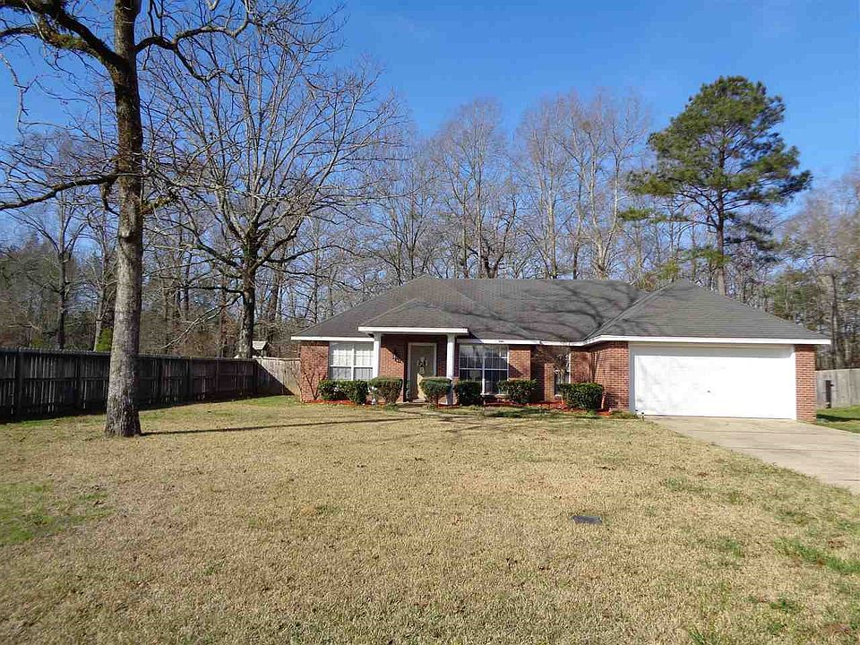 Welcome to 309 Bradford Drive