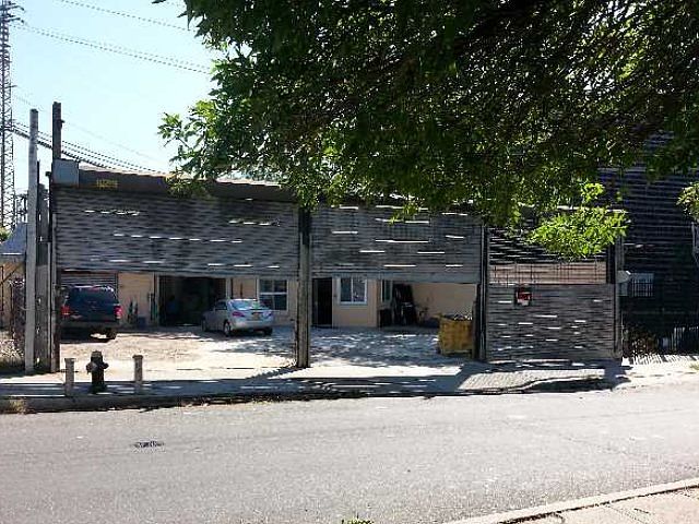 2nd image of 6702 Queens Blvd