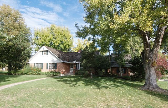 Front Yard and Entry
