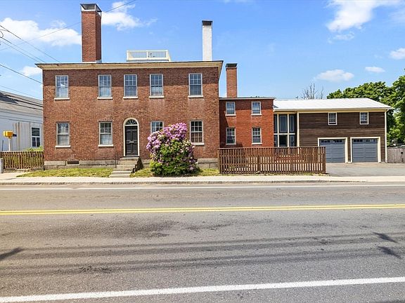 3rd image of 166 High St