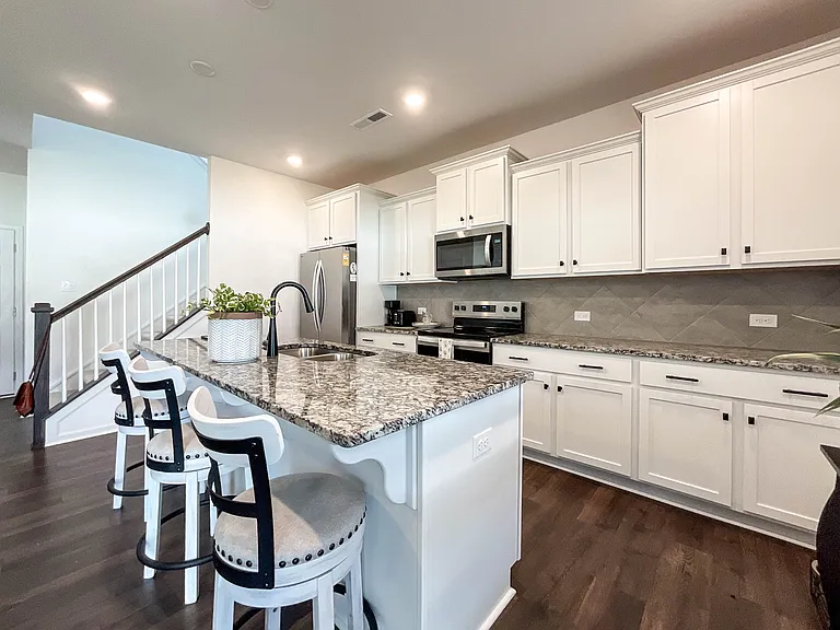494 Aspire Cir — Photo 5
