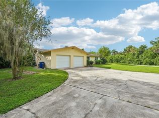 51 Lagoon Dr, North Fort Myers, FL 33903