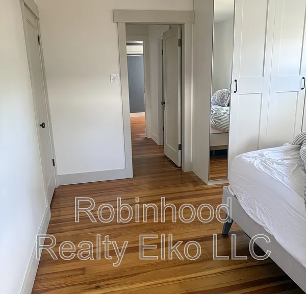 620 Maple St — Photo 12