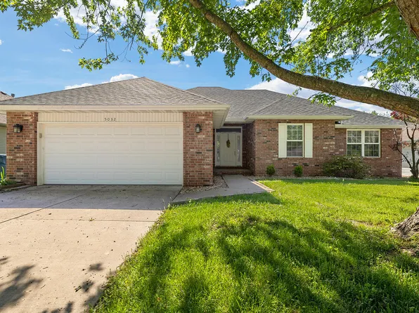 5032 S Aspen Drive, Battlefield, MO 65619