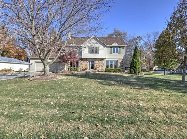 5322 Navajo Dr, Forsyth, IL 62535