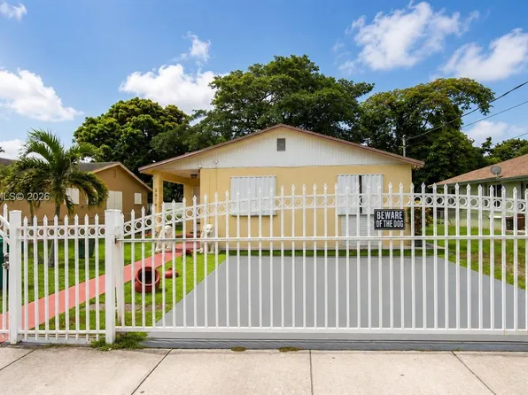 3074 NW 64th St, Miami, FL 33147