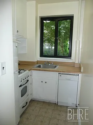 Rented by Brooklyn Heights Real Estate Inc | media 11