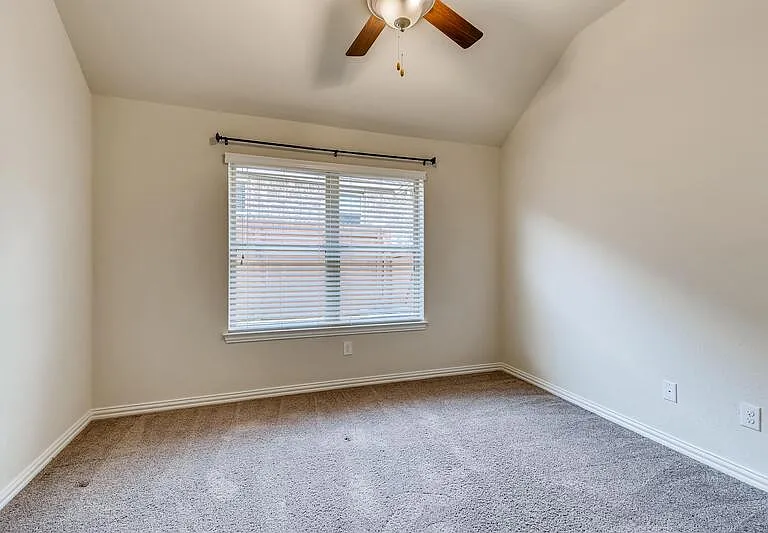 13827 Quiet Fox Ln — Photo 24