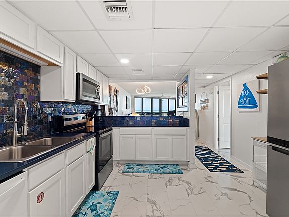 5th image of 1000 Lantana Dr Unit 702