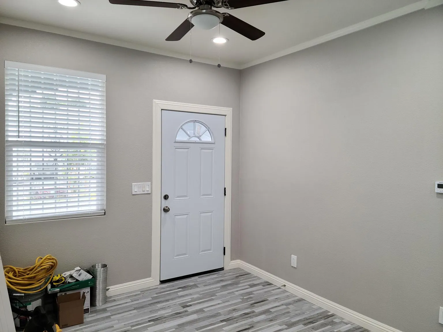 2 bed, 671 sqft, $2,700 — Photo 3