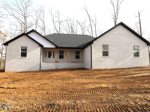 440 Oak Point Dr, Lexington, TN 38351