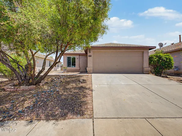 2141 S Saint Suzanne Dr, Tucson, AZ 85713