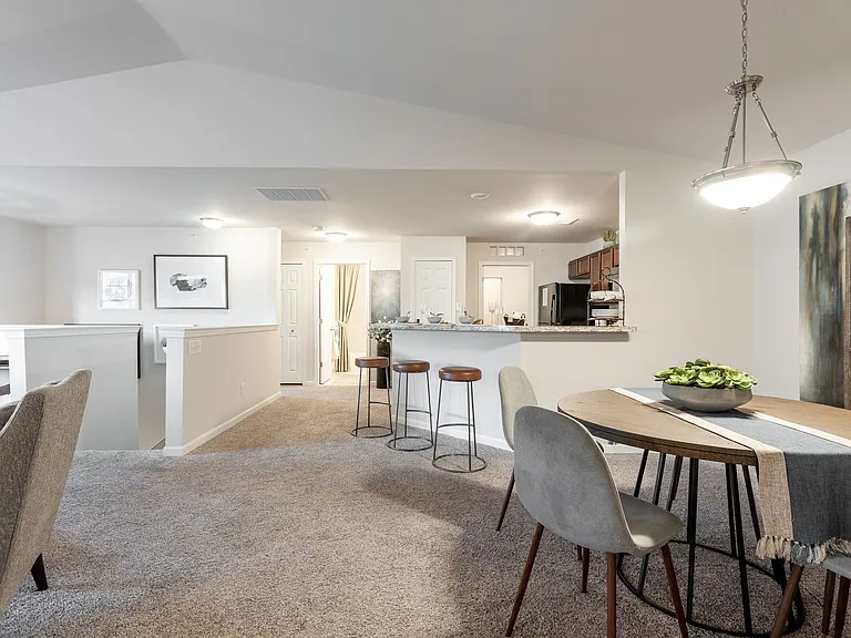 Harvard Place Apartments — Photo 47