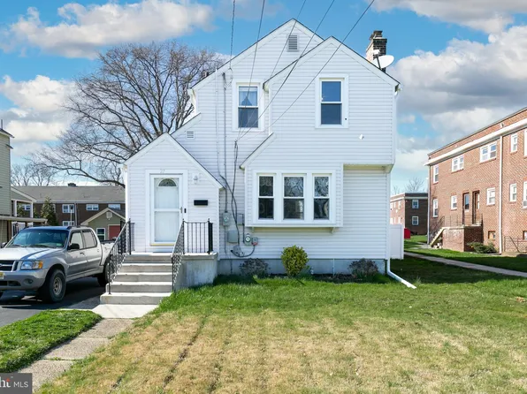 27 W Holly Ave, Oaklyn, NJ 08107