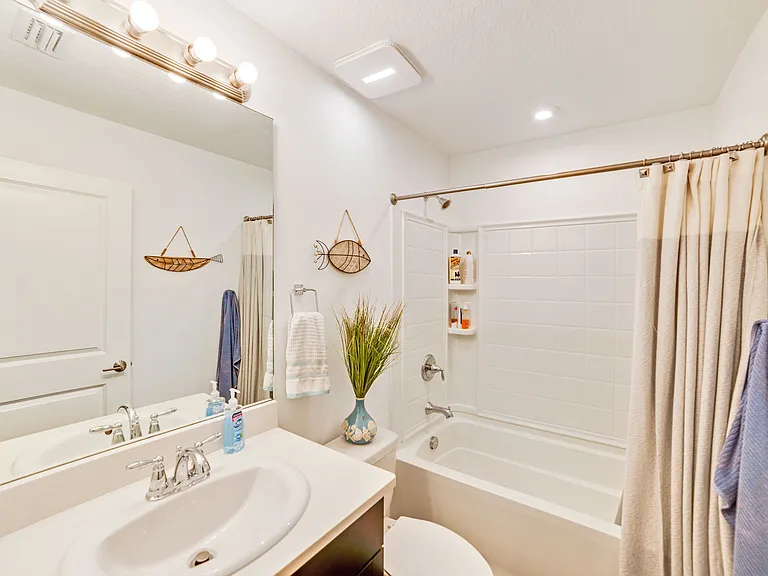 6362 Fairmont Ln — Photo 15