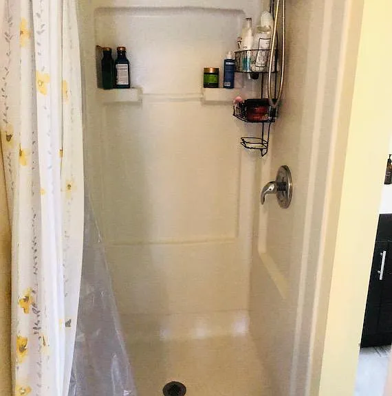 323 S 46th St #4F — Photo 17