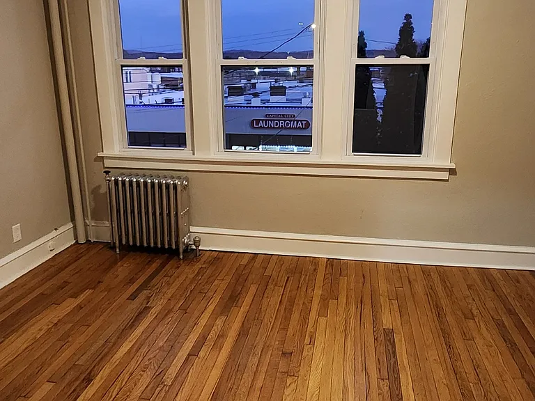 620 N Pearl St #4 — Photo 7